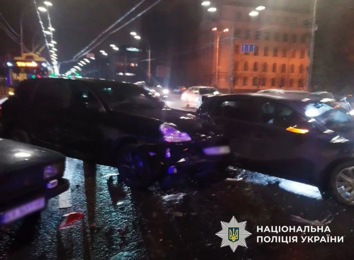 Нетверезий водій Porsche Cayenne влаштував стрілянину після ДТП у Києві, його затримали - поліція