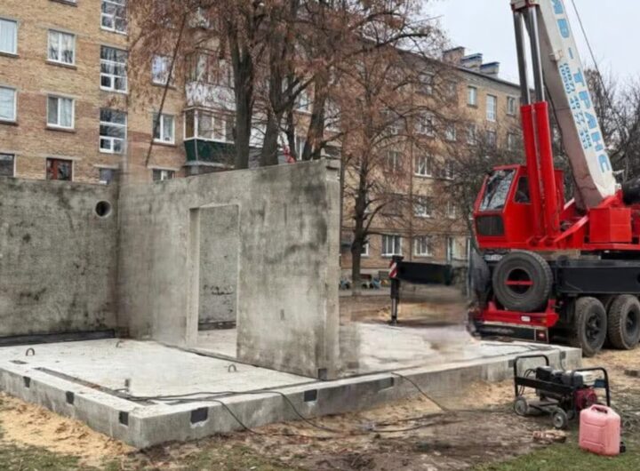Три модульні укриття на 50 людей: Бориспіль встановлює перші захисні споруди для безпеки своїх жителів