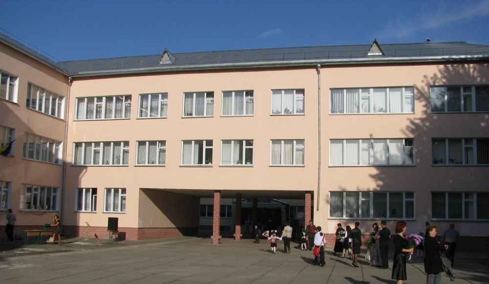 Бровари школи