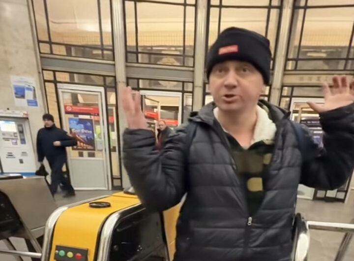 «Можна я його вдарю?»: футболіст «Десни» захистив поліцейську від п'яного чоловіка у київському метро