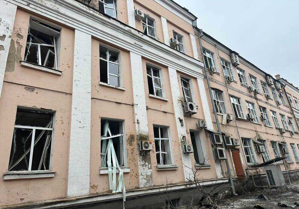 Під вогнем освіта: атака рф на будівлю Міністерства освіти і науки в Києві