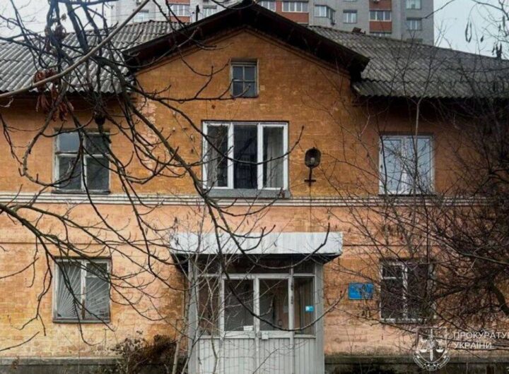 Прокуратура вимагає охоронного договору для історичного будинку 1950-х у Києві: роки ігнорування закону