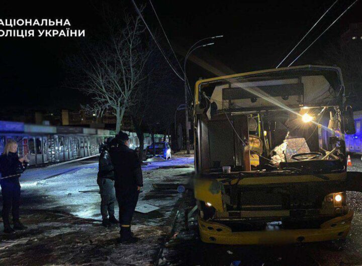 Трагедія на Виноградарі: автобус вибухнув, але на щастя, обійшлося без постраждалих