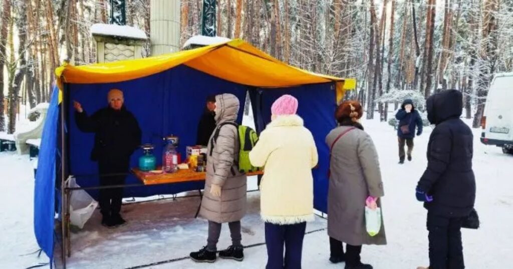 "Чай і тепло для містян: бізнес Ірпеня об'єднався, щоб підтримати громаду під час відключень електроенергії".