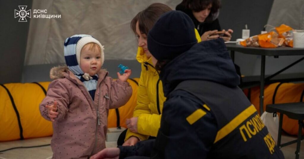 Острівці тепла серед темряви: у Броварах і Борисполі розгорнули Пункти незламності, що стали маяками надії в умовах енергетичної кризи