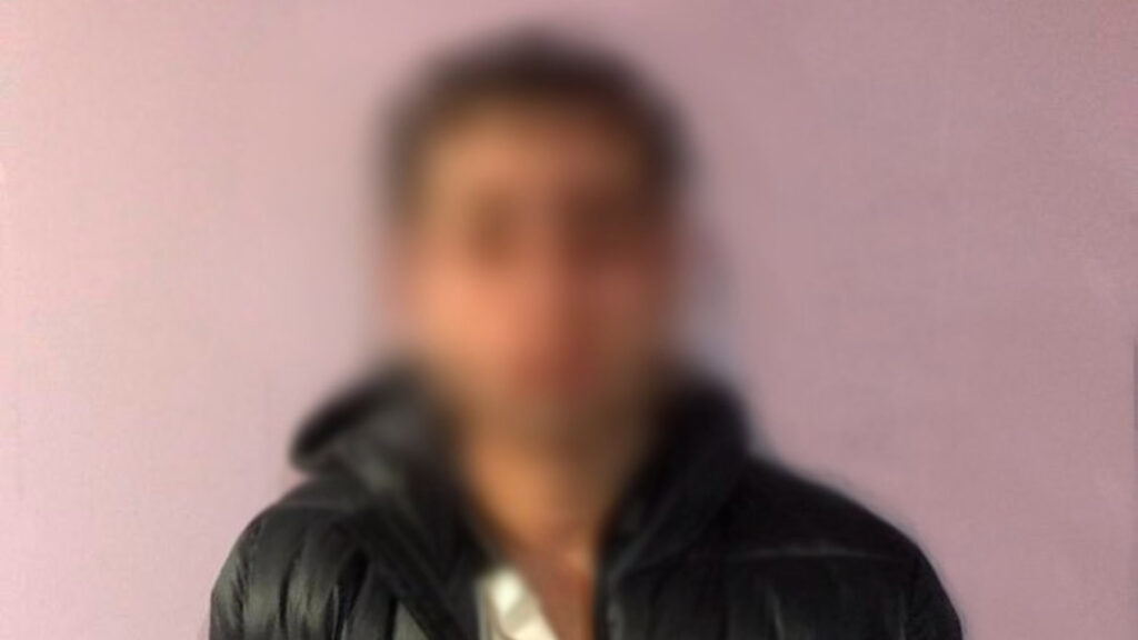 "Суворий вирок: Столичний суд виніс рішення у справі про вбивство киянина на Солом'янці, засудивши двох чоловіків до покарання".