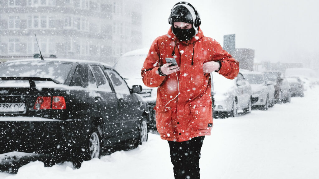 Зимова стихія на Київщині: температура до -20°C та небезпечна ожеледиця 21 січня