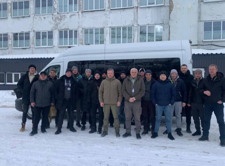 "Київщина підтримує Київ: 50 фахівців з області щодня працюють над відновленням електро- та теплопостачання після ворожих атак".