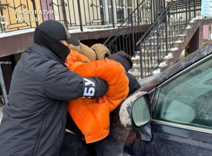 Шахрай обіцяв відстрочку від мобілізації за $10 тисяч: у Києві викрито незаконну схему 'лікування' для ухилення від військової служби