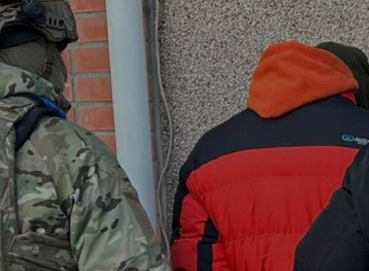 Військовий скандал: житель Київщини підозрюється у передачі координат через месенджер, новий епізод у справі про державну зраду