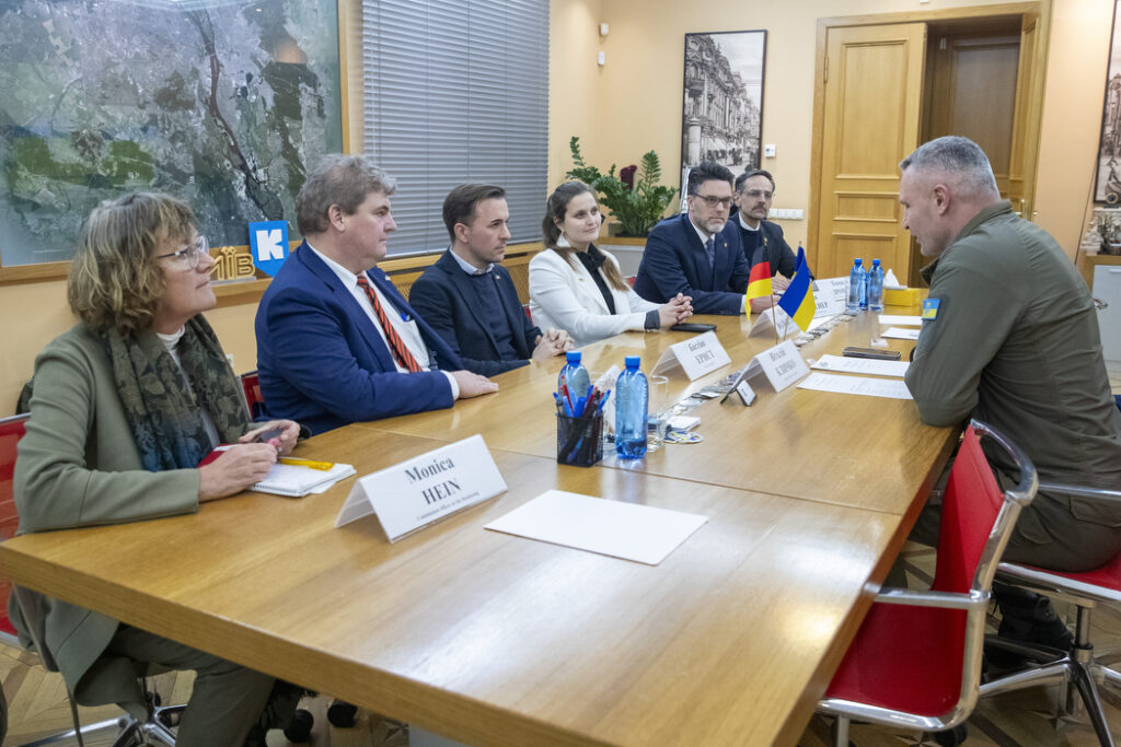 Віталій Кличко провів переговори з представниками різних політичних партій Бундестагу Німеччини