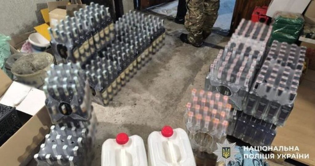 Викрита схема підробки: на Київщині до суду передано справу про незаконне виробництво та збут алкогольної продукції під відомими брендами