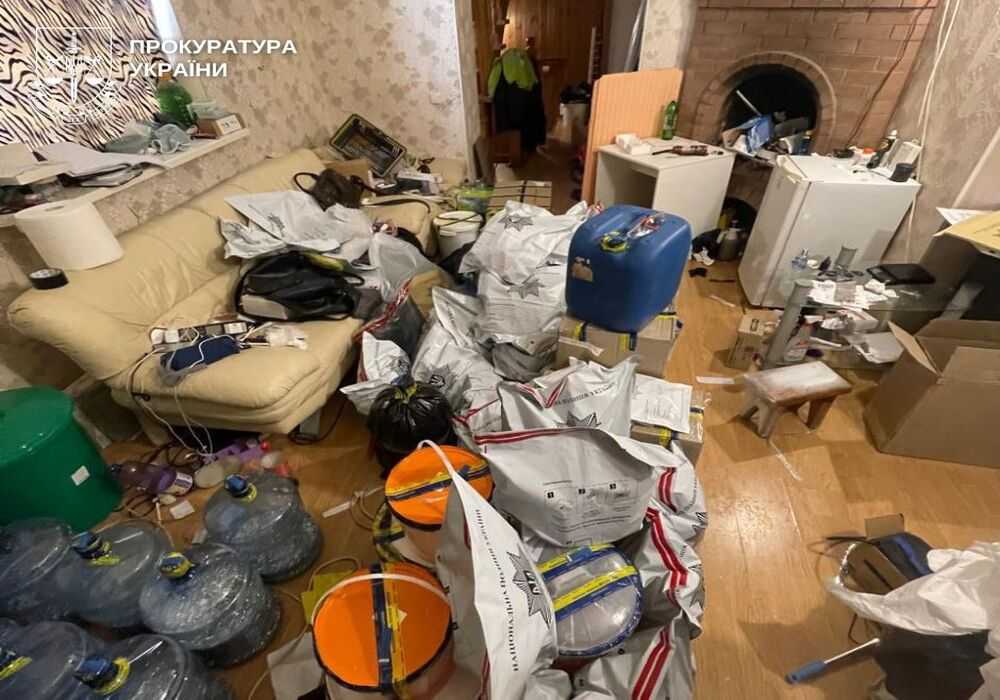 Масштабна операція з розповсюдження амфетаміну: шістьох членів наркоугруповання судитимуть у Києві за збут 40 кг на 20 млн грн щомісяця