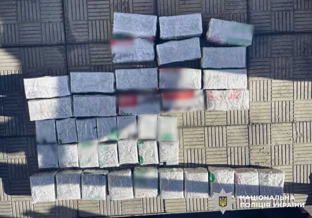Масштабне вилучення метадону: Білоцерківський наркоторговець затриманий за збут через поштомати