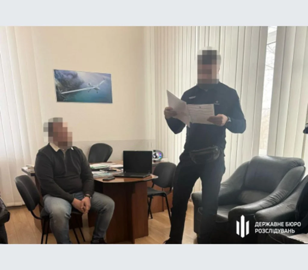У Києві чоловіків фіктивно оформлювали "науковцями" у виші для уникнення мобілізації, розкрили у ДБР