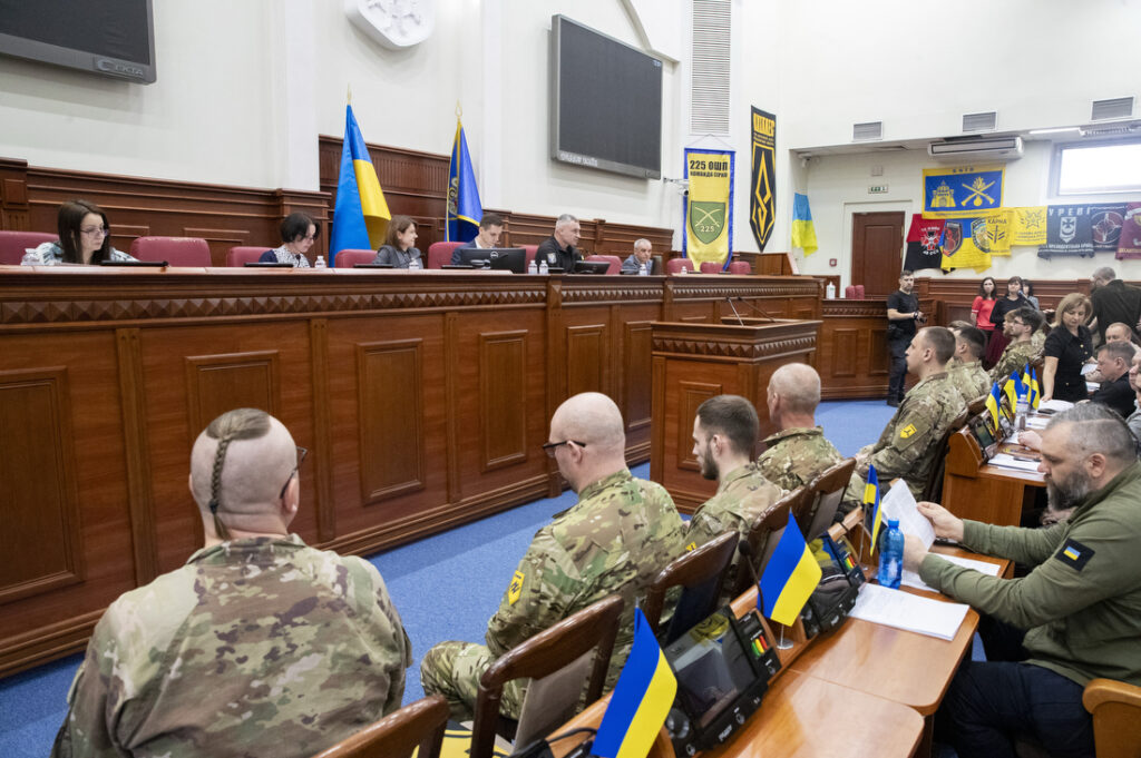 У столиці впорядкують використання автоматичних дорожніх стовпців на територіях з обмеженим в'їздом